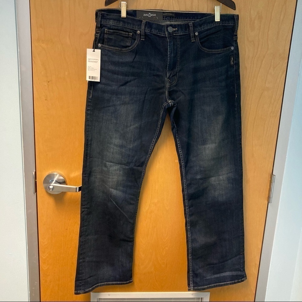 SILVER JEANS Zac 36 x 32 Relaxed Fit Size Jeans NWT